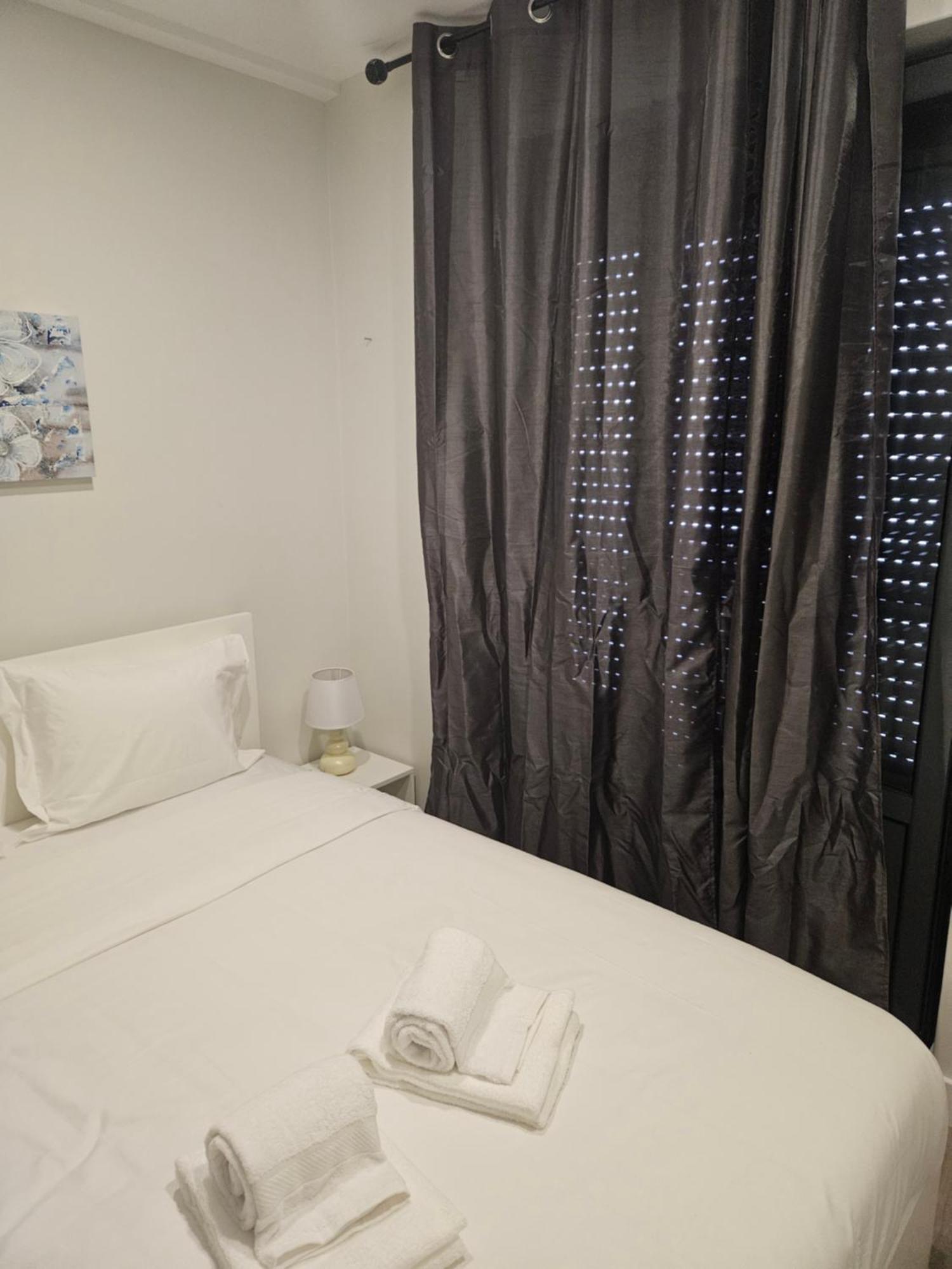 Bella Italia Coronel Miranda Guest House Ponta Delgada Esterno foto